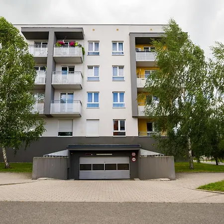 Apartamento Three Bedroom - Parking, Aircon & Balcony By Rentujemy Breslavia